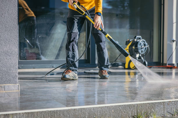 Fence Pressure Washing in Castle Rock, WA